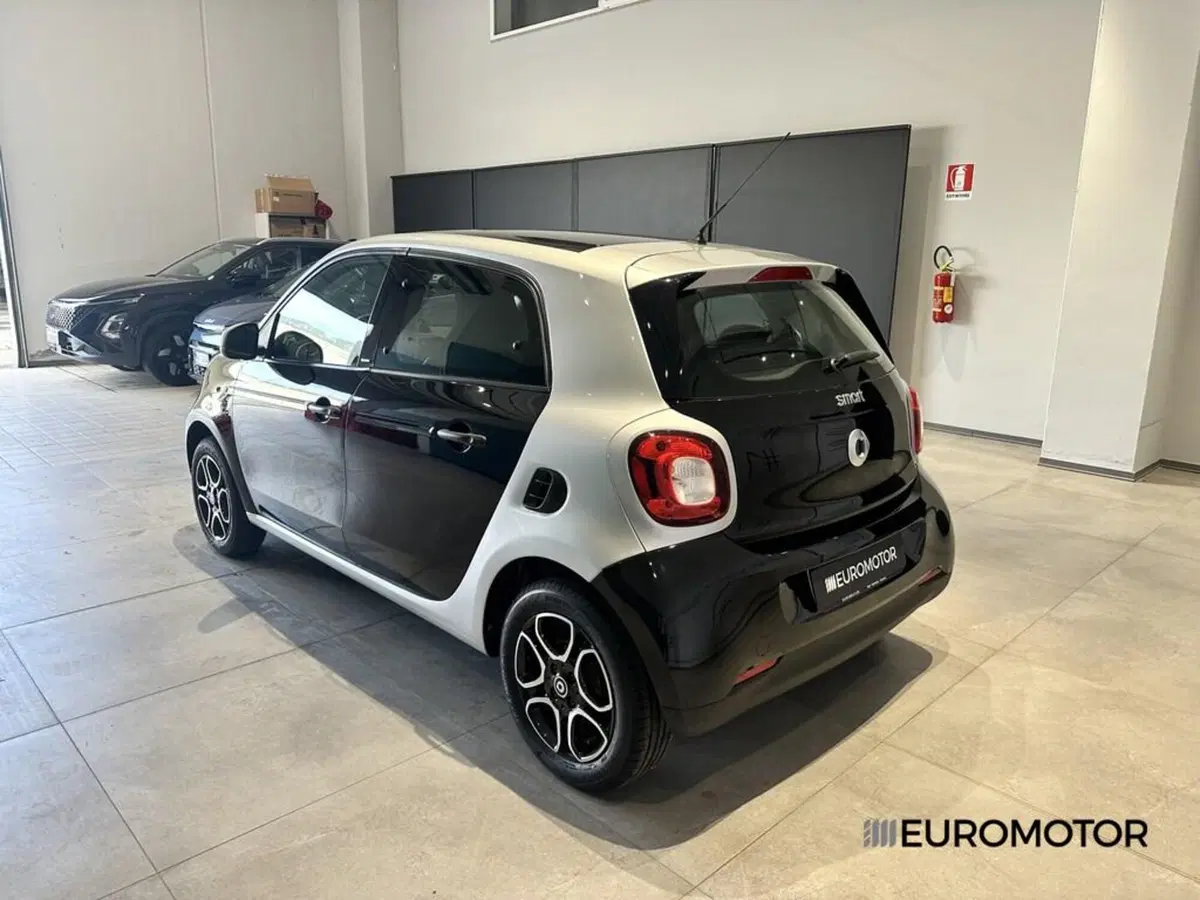 smart forfour usata a Bari (7)