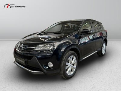 Toyota Rav4 D-CAT A/T 4WD Lounge del 2015 usata a Monza