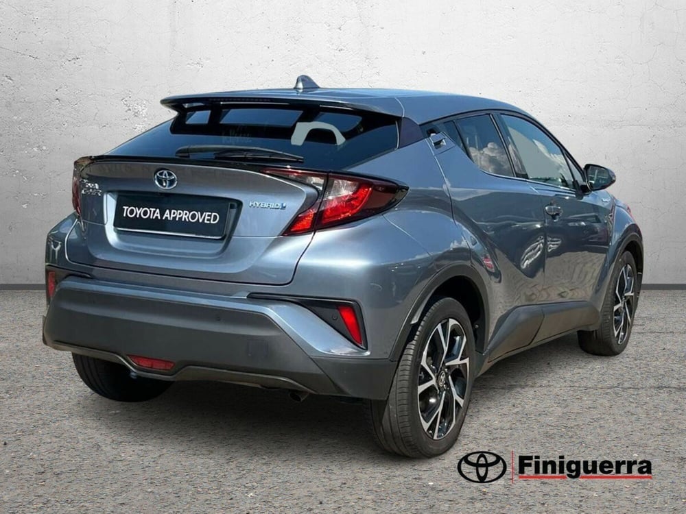 Toyota Toyota C-HR usata a Sondrio (4)
