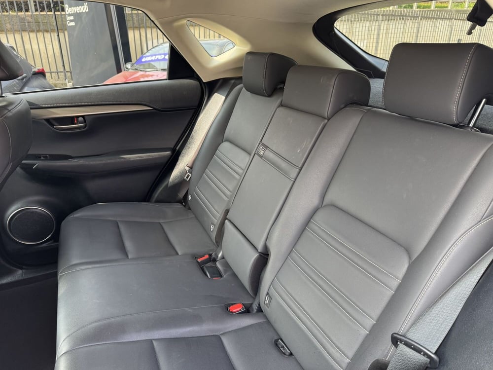 Lexus NX usata a Como (7)