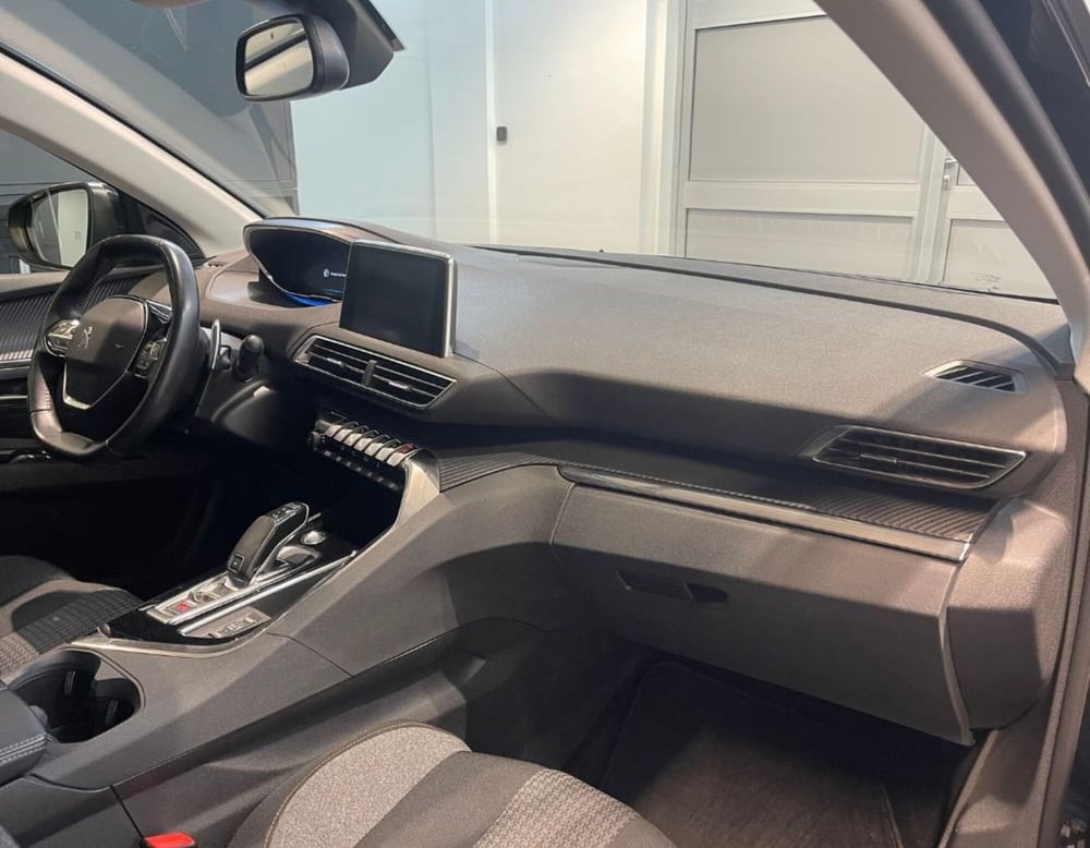 Peugeot 5008 usata a Ferrara (4)