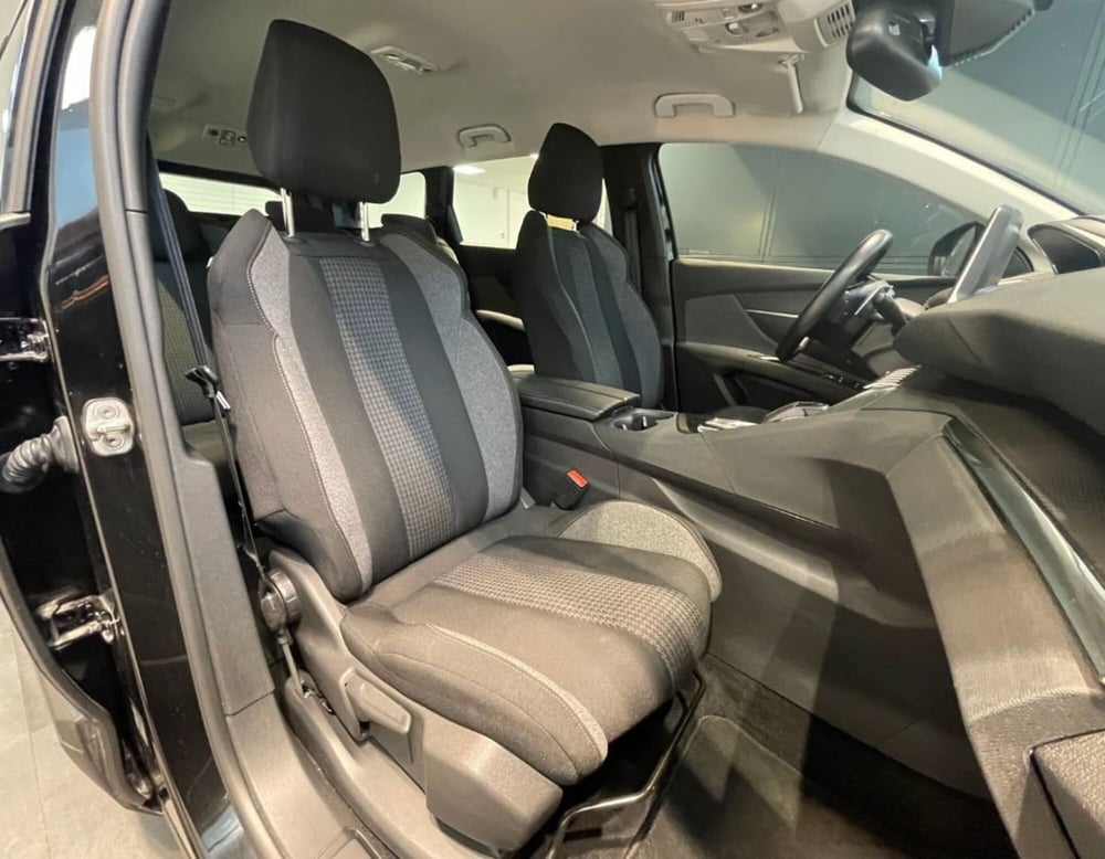 Peugeot 5008 usata a Ferrara (5)