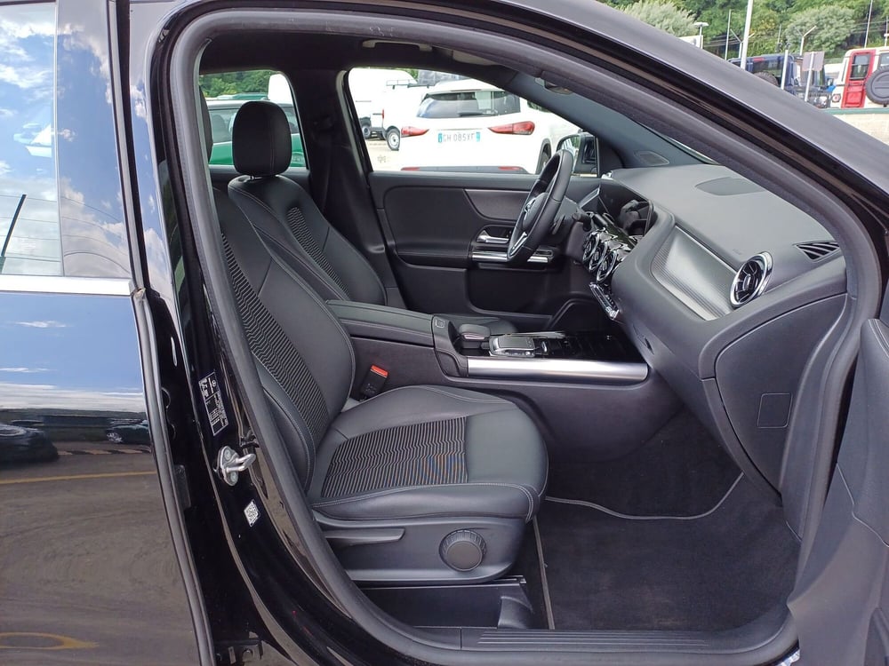 Mercedes-Benz GLA SUV usata  (10)