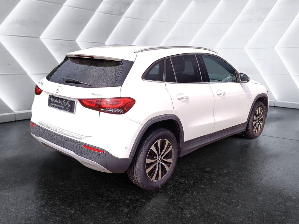 Mercedes-Benz GLA SUV usata  (4)