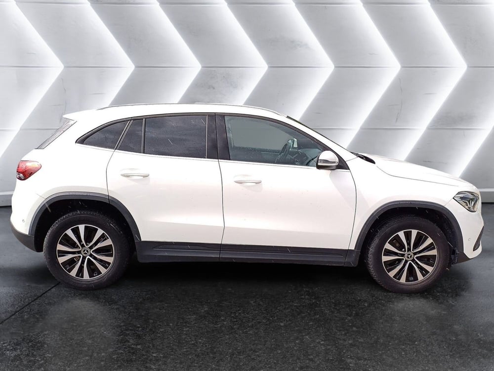 Mercedes-Benz GLA SUV usata  (5)