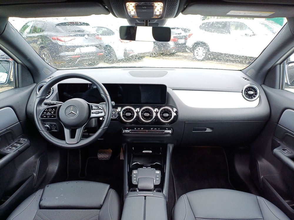 Mercedes-Benz GLA SUV usata  (8)