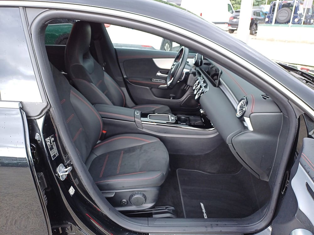 Mercedes-Benz CLA Shooting Brake usata  (10)