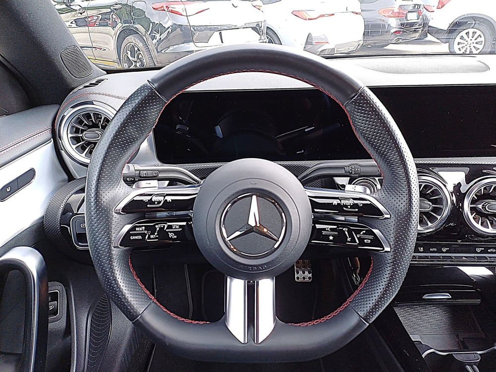 Mercedes-Benz CLA Shooting Brake usata  (15)