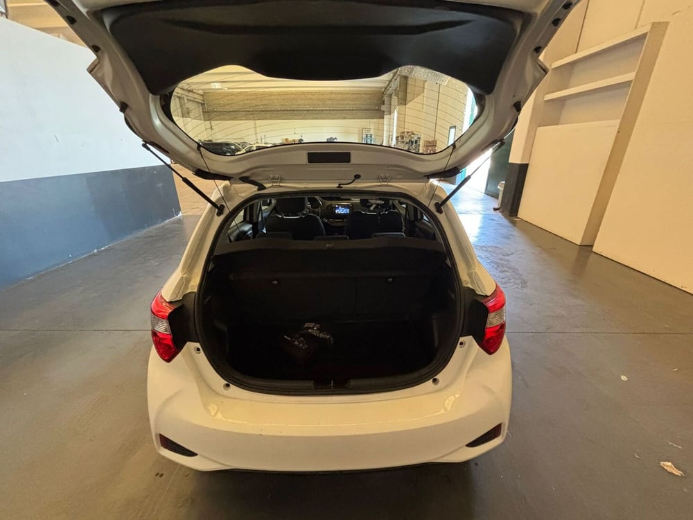 Toyota Yaris usata a Milano (9)