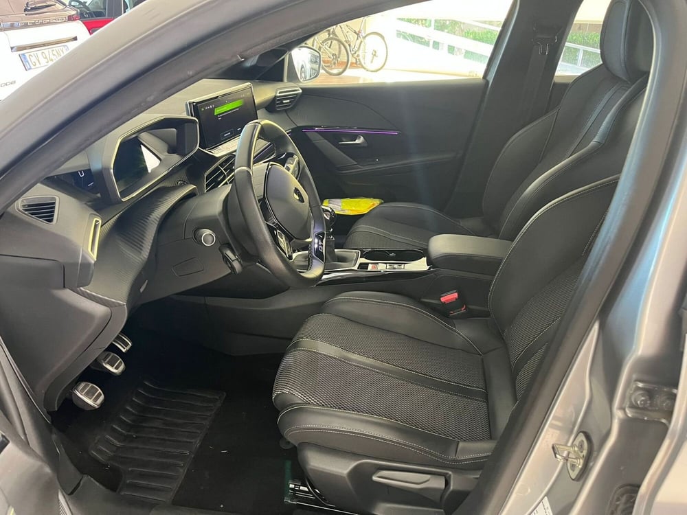 Peugeot 208 usata a Milano (11)