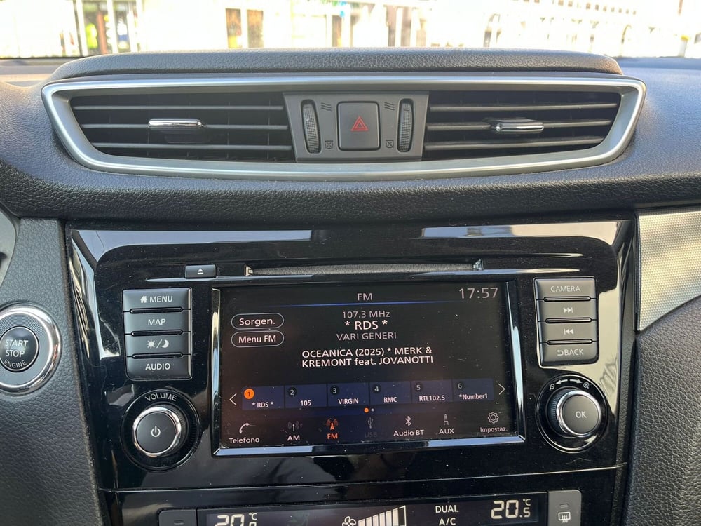 Nissan Qashqai usata a Milano (18)