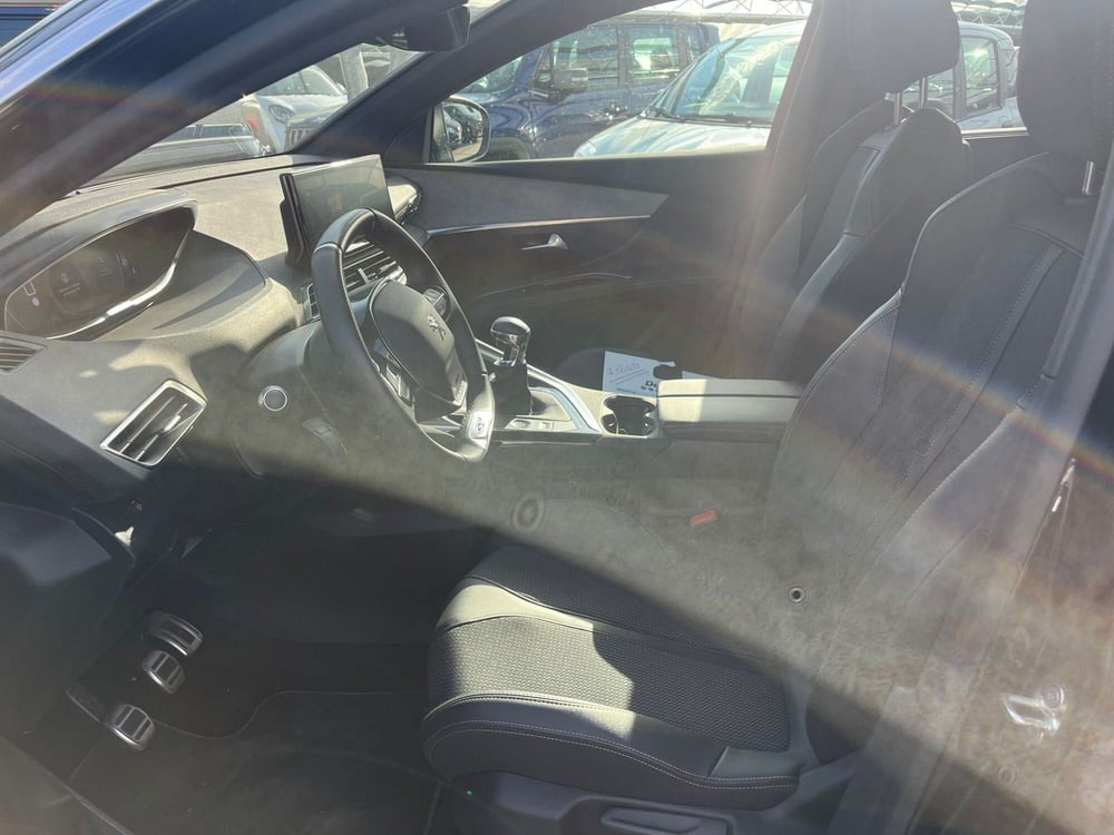 Peugeot 5008 usata a Milano (13)