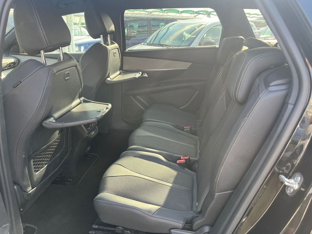 Peugeot 5008 usata a Milano (16)