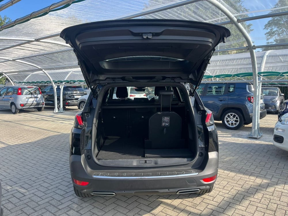 Peugeot 5008 usata a Milano (9)