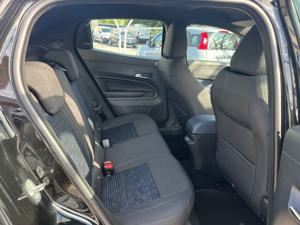 Alfa Romeo Junior nuova a Milano (16)