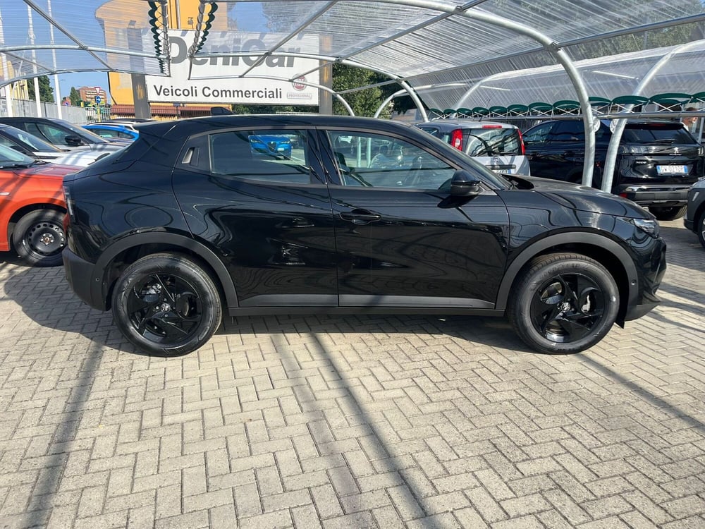 Alfa Romeo Junior nuova a Milano (5)