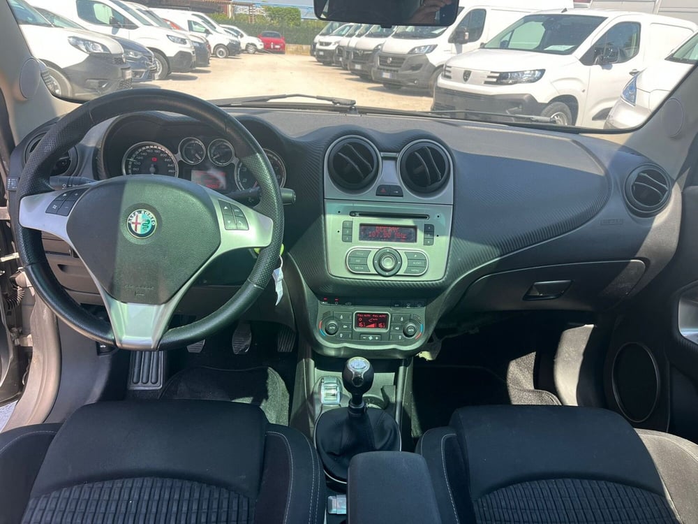 Alfa Romeo MiTo usata a Milano (16)