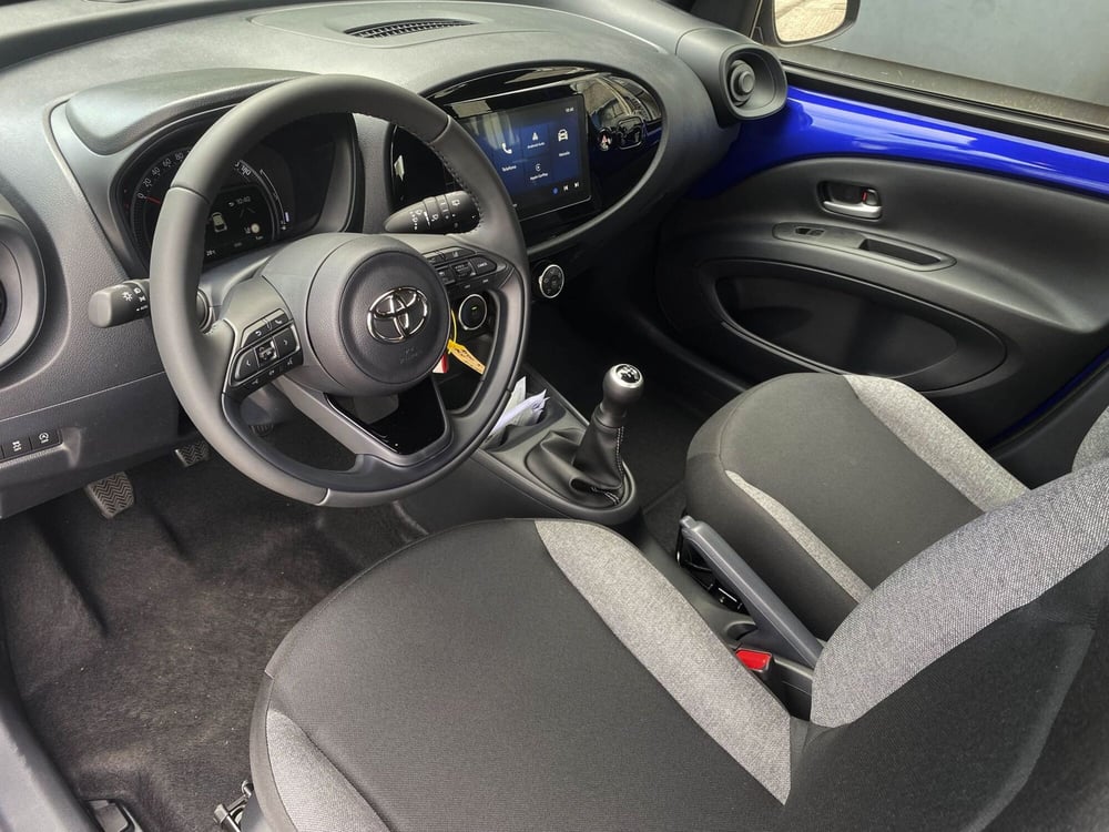 Toyota Aygo X nuova a Treviso (8)