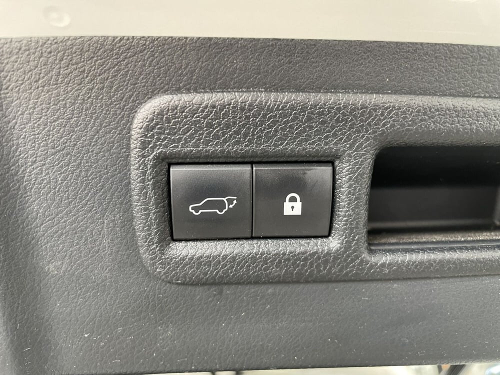 Lexus NX usata a Treviso (8)