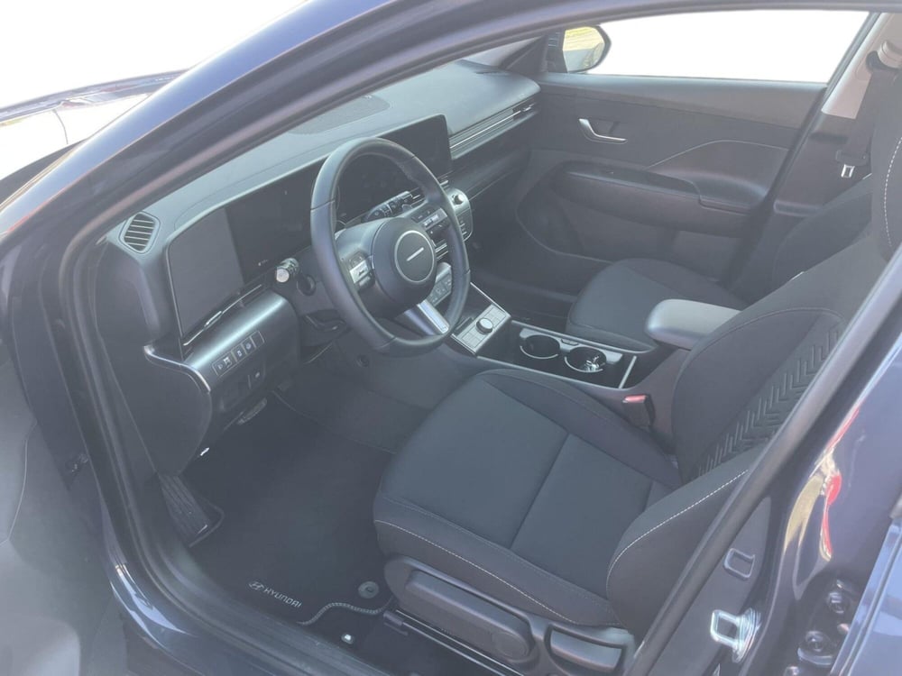 Hyundai Kona nuova a Pistoia (10)