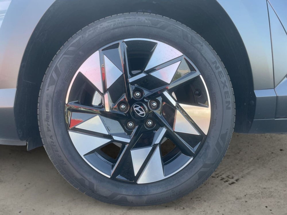 Hyundai Kona nuova a Pistoia (15)