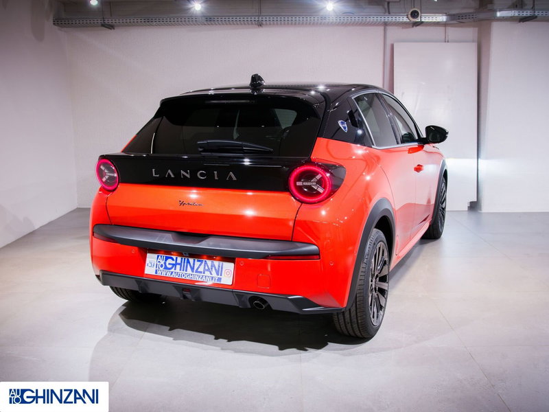 Lancia Ypsilon nuova a Bergamo (8)