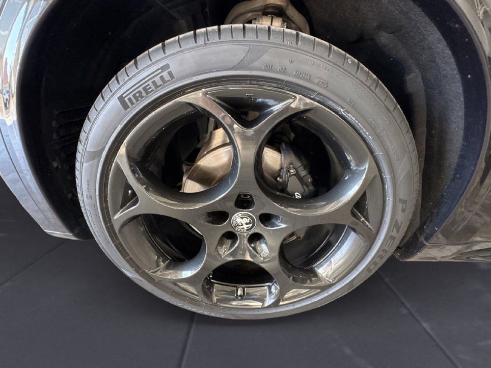 Alfa Romeo Stelvio usata a Agrigento (15)