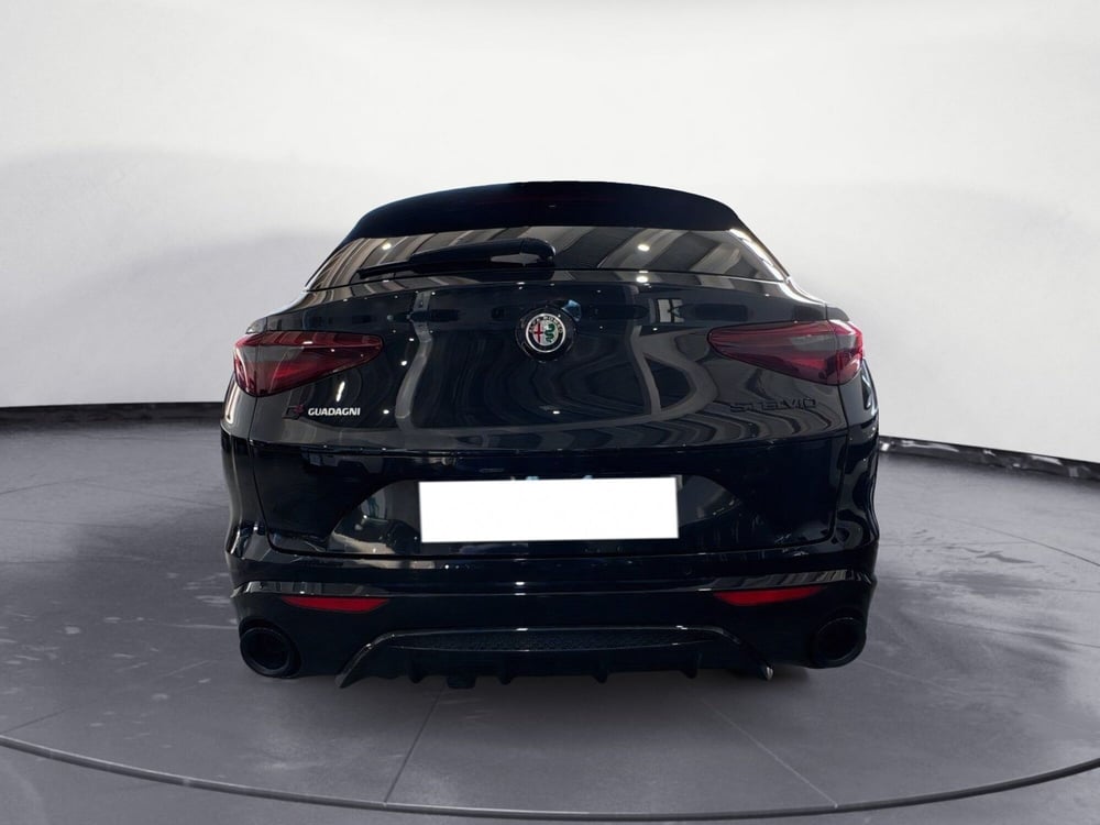 Alfa Romeo Stelvio usata a Agrigento (5)