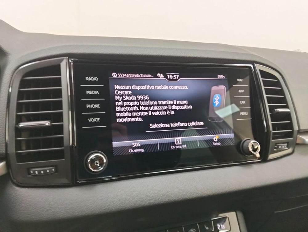 Skoda Karoq usata a Como (13)