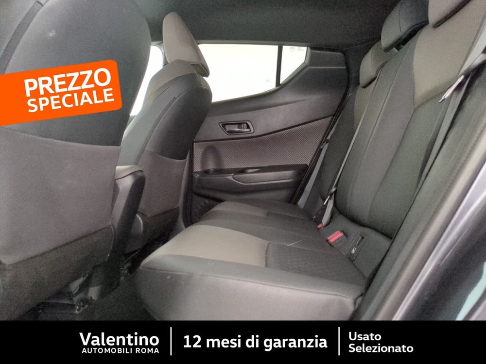 Toyota Toyota C-HR usata a Roma (10)
