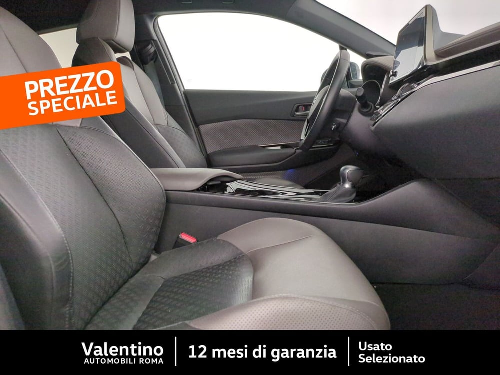 Toyota Toyota C-HR usata a Roma (13)