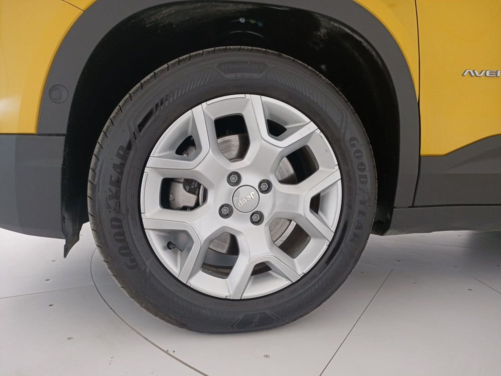 Jeep Avenger usata a Bari (13)