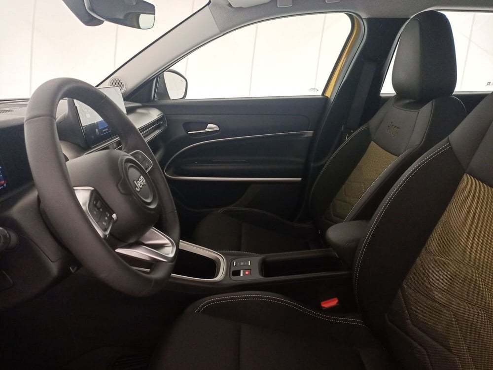 Jeep Avenger usata a Bari (6)