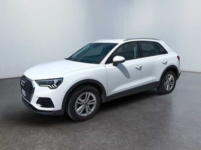 Audi Q3 35 TDI Business del 2022 usata a Lucca