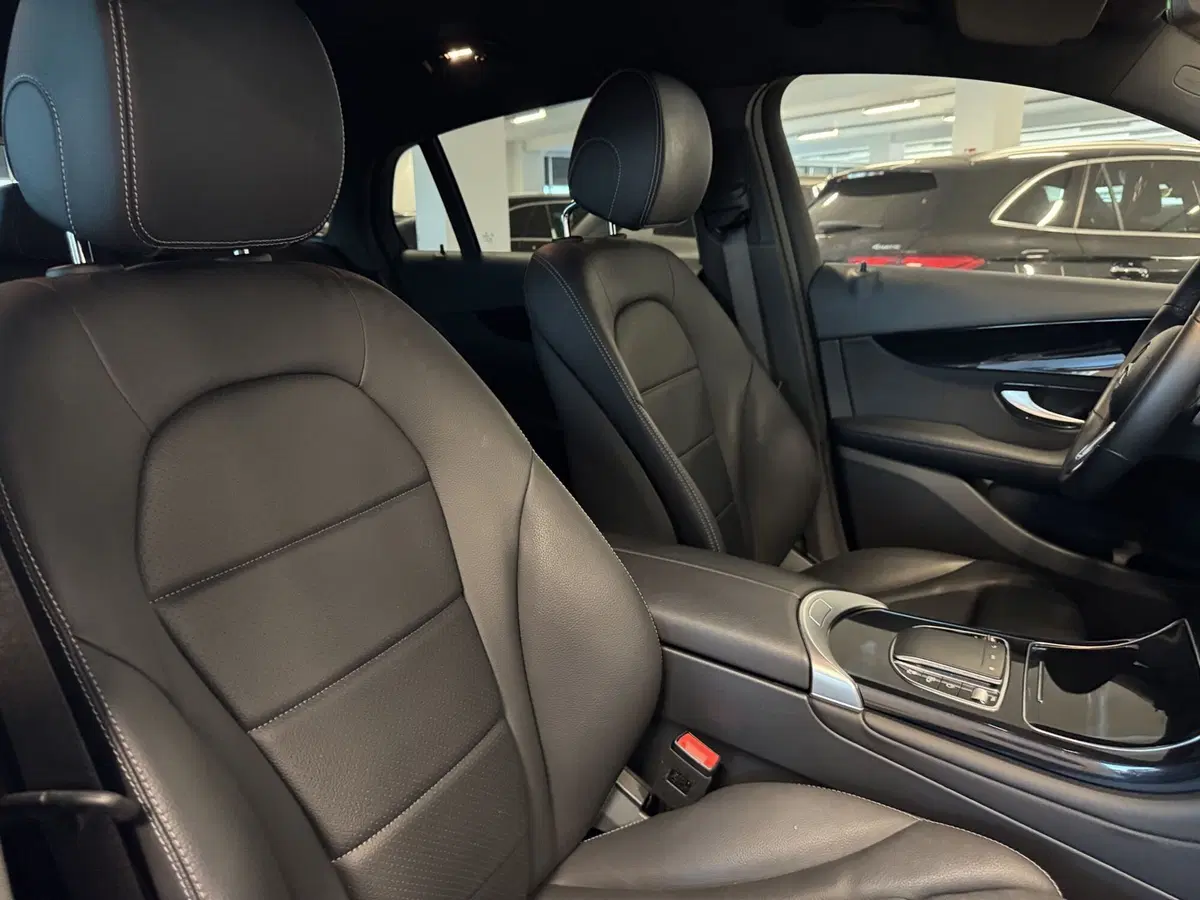 Mercedes-Benz GLC Coupé usata a Messina (8)