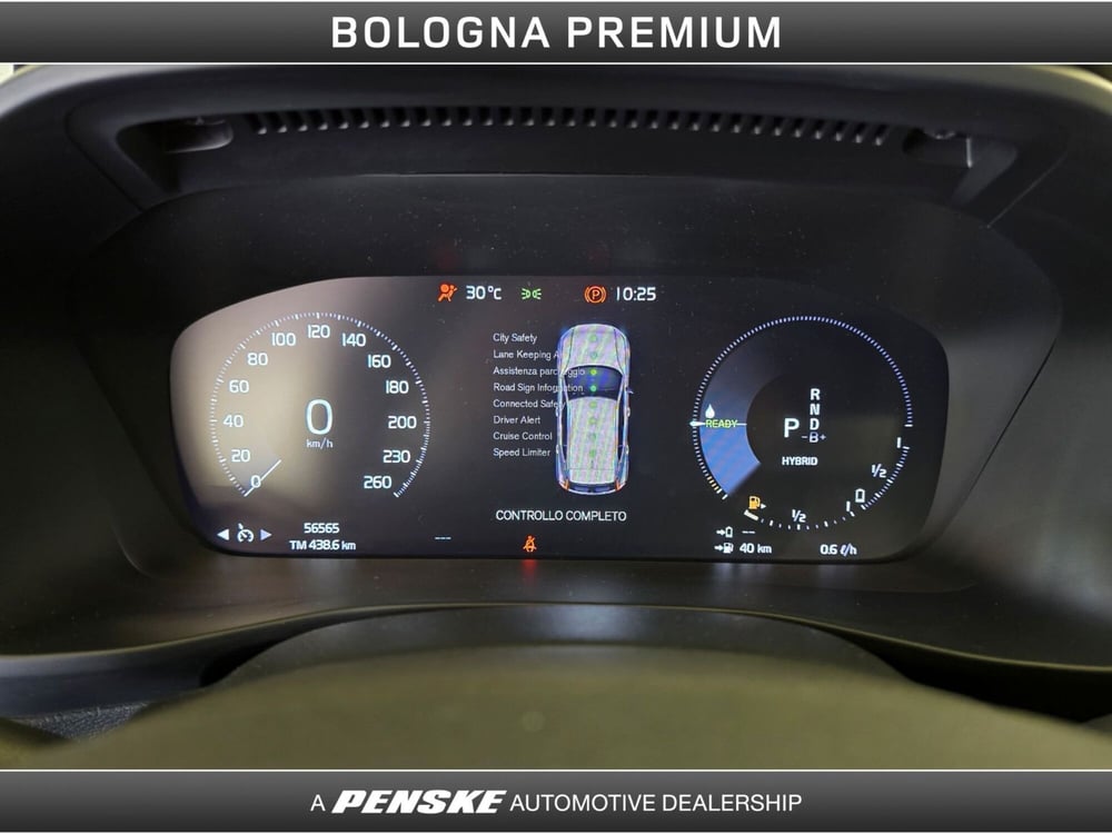 Volvo XC40 usata a Bologna (15)
