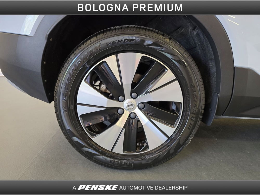 Volvo XC40 usata a Bologna (9)