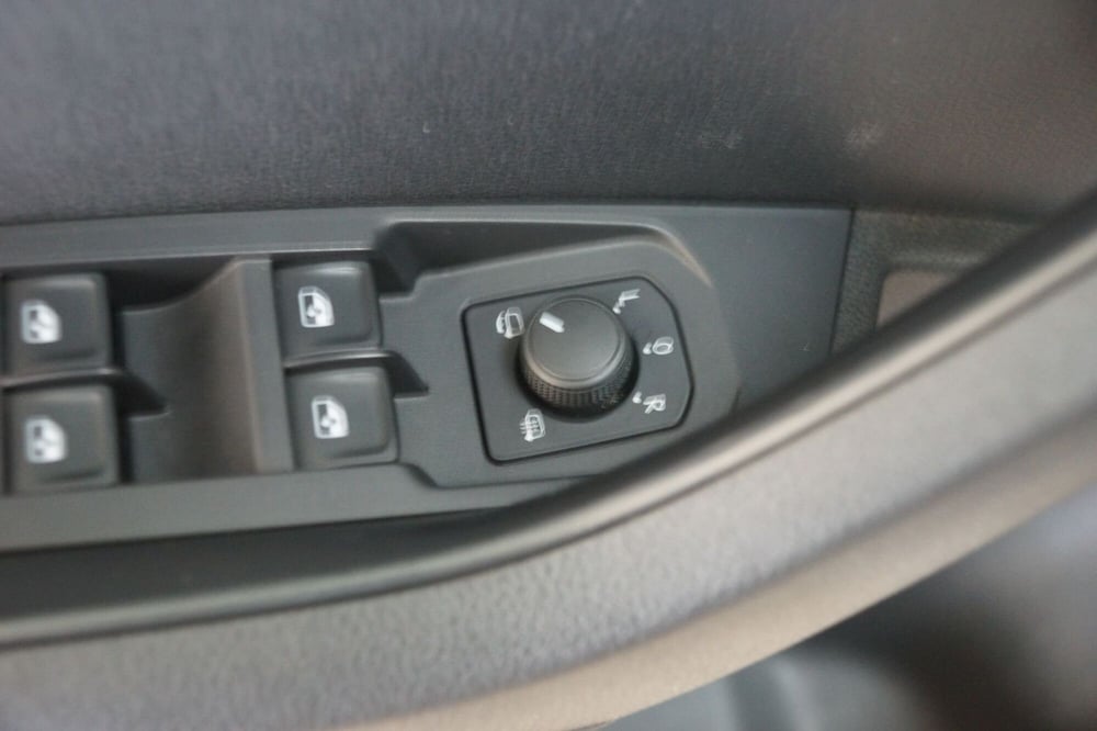 Skoda Karoq usata a Torino (10)
