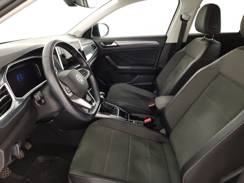 Volkswagen T-Roc usata a Massa-Carrara (7)