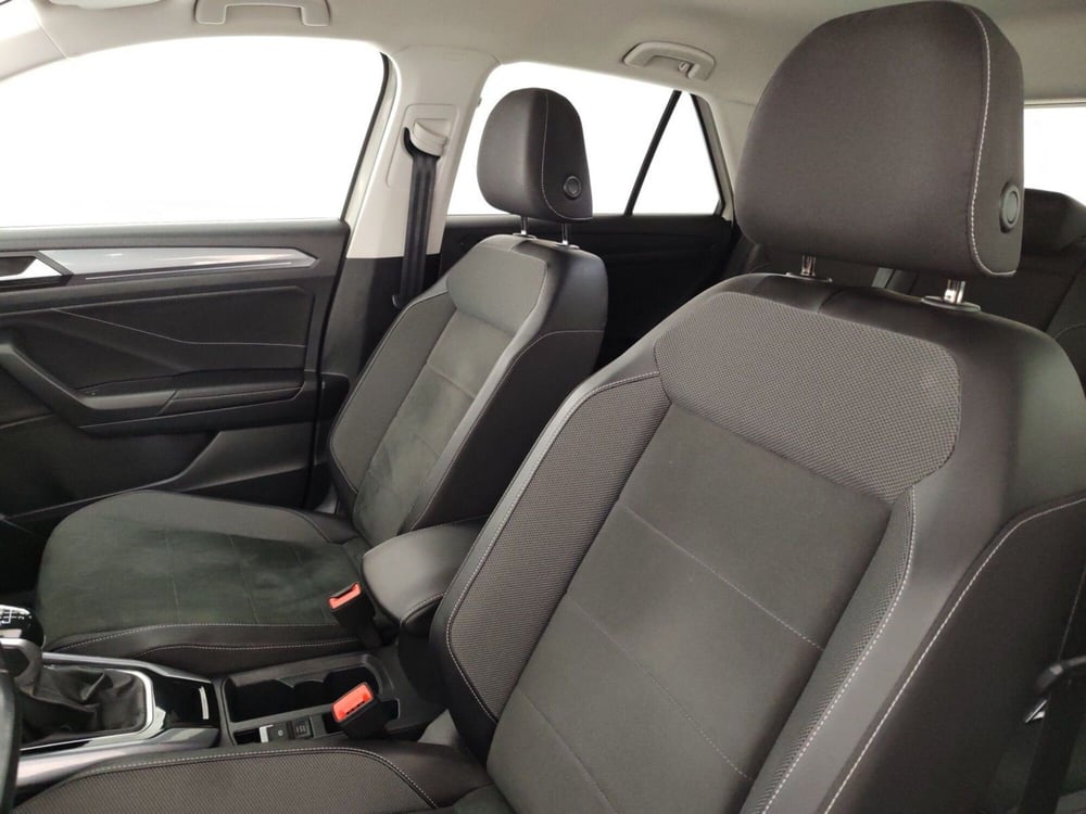 Volkswagen T-Roc usata a Massa-Carrara (9)