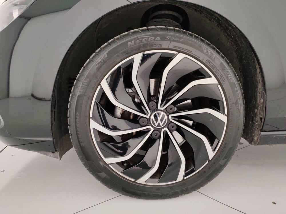 Volkswagen Golf usata a Massa-Carrara (6)
