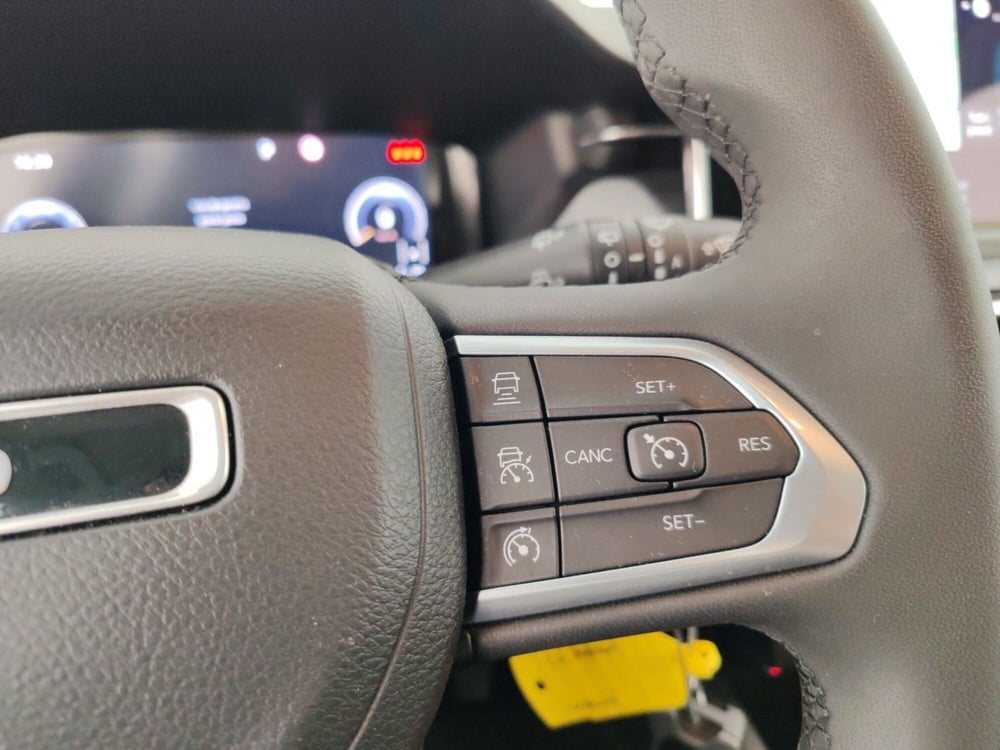 Jeep Compass usata a Massa-Carrara (13)