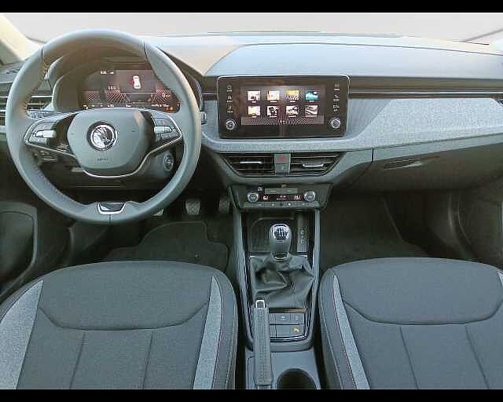 Skoda Kamiq nuova a Roma (6)
