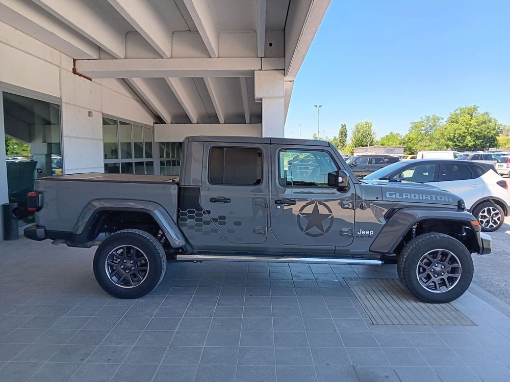 Jeep Gladiator usata a Asti (6)