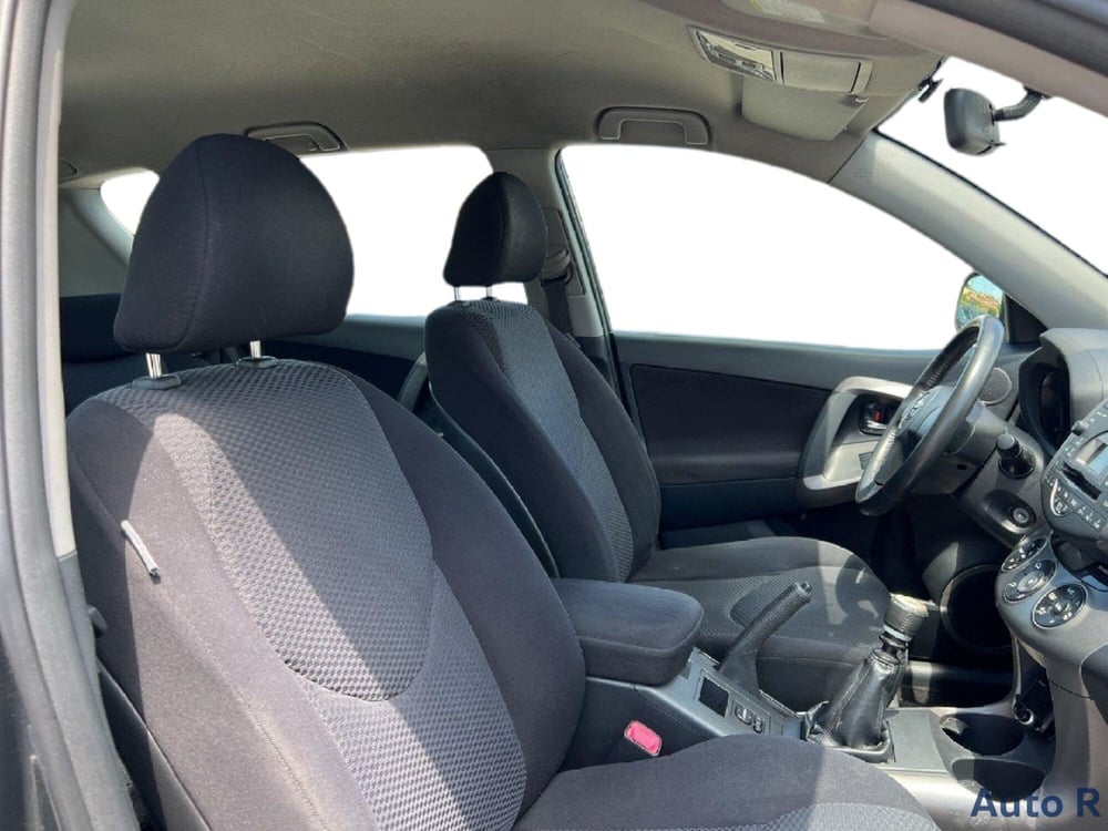 Toyota Rav4 usata a Potenza (8)
