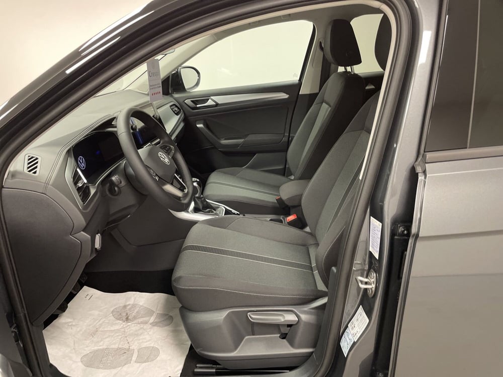 Volkswagen T-Roc nuova a Varese (11)