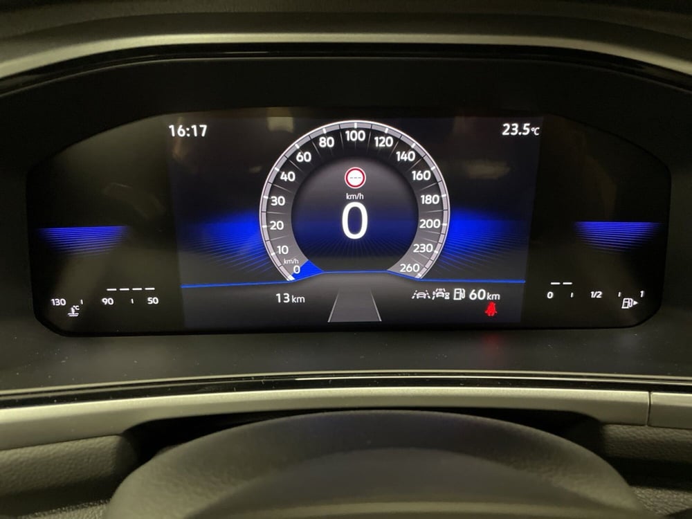 Volkswagen T-Roc nuova a Varese (8)