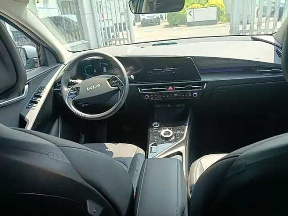 Kia Niro usata a Milano (11)