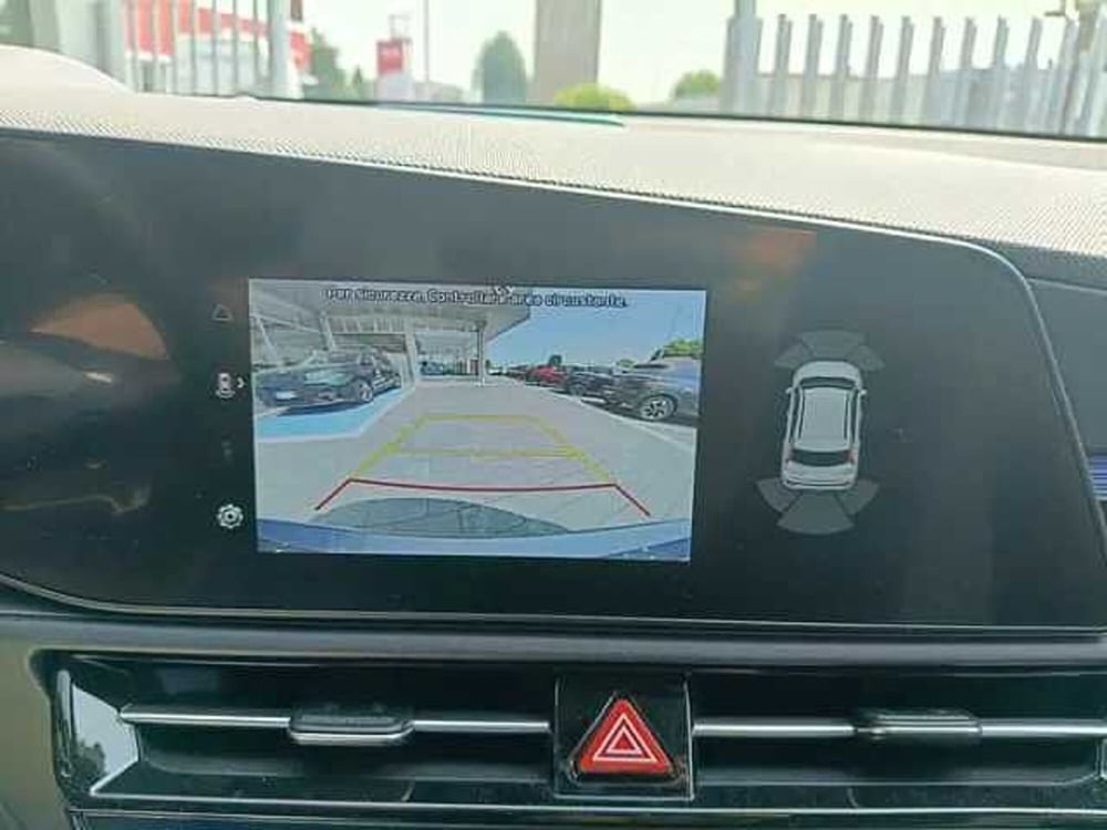 Kia Niro usata a Milano (15)