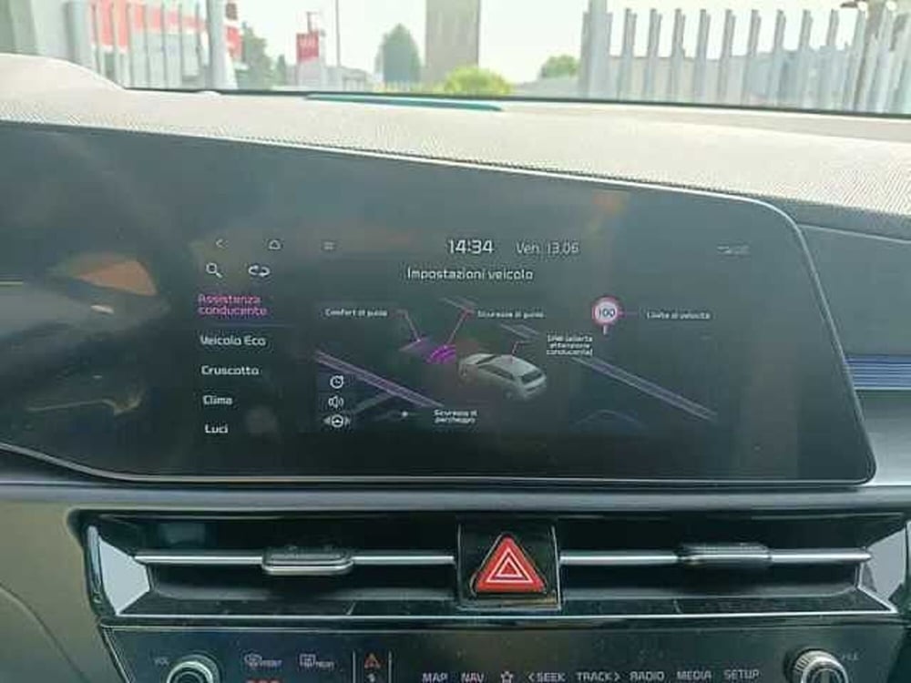 Kia Niro usata a Milano (16)